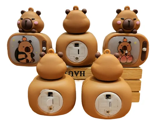 llavero capybara con luces